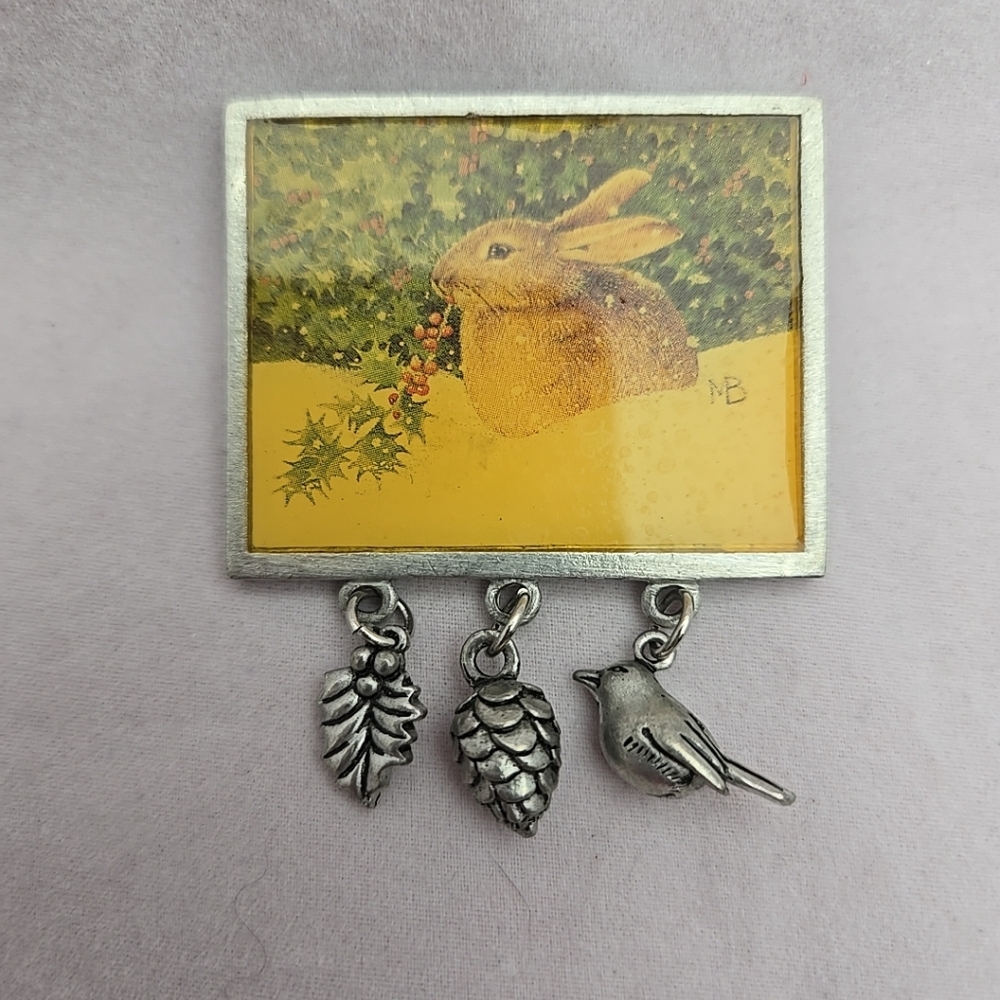 MB Silver and Yellow Rabbit Brooch - Picture 7 of 7